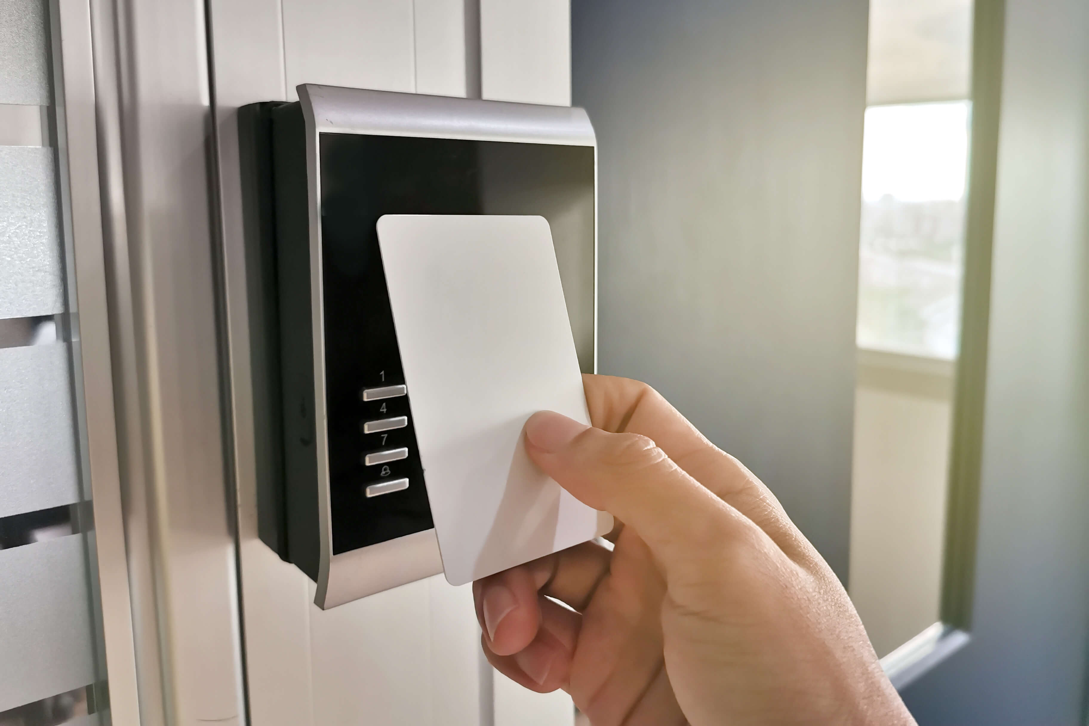 Access Control Card Technology: Choose the Right One for Your Business